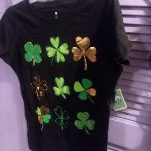 NEW WITH TAGS ST. PADDIES TEE SIZE M 8-10